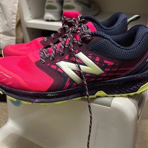 Trekking shoes like new